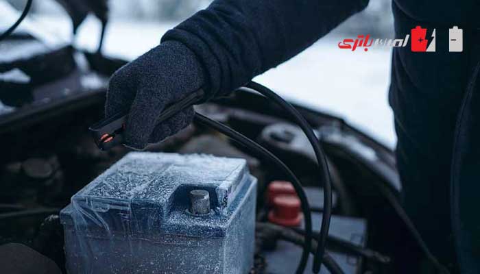 بررسی تفاوت‌ های ساختاری باتری اسیدی و ژله‌ ای برای موتور